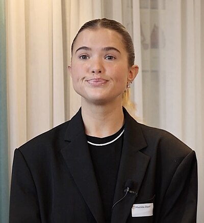 La robe lin de Matilda Djerf